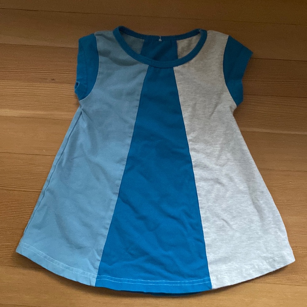 PK peekaboo beans dress, 2T